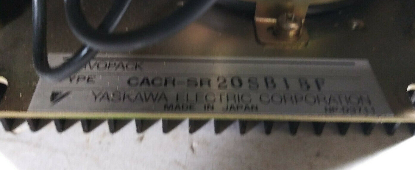 1 USED YASKAWA CACR-SR20SB1BF SERVOPACK SERVO CONTROLLER ***MAKE OFFER***