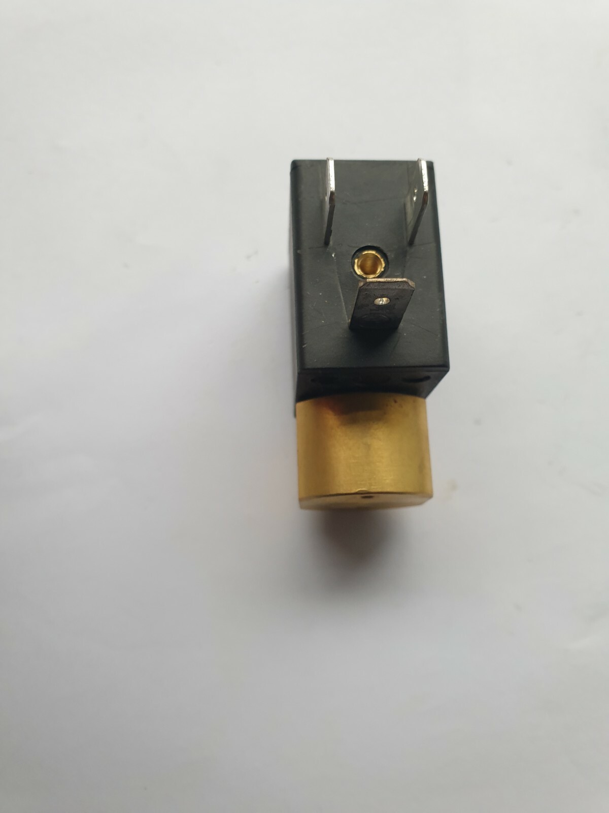 KUHNKE SP765.0978 DIRECTIONAL CONTROL VALVE (IN21S3B2)