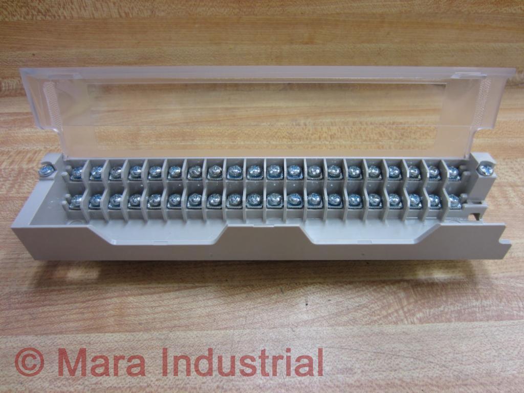 Schneider 140 XTS 002 00 Terminal Strip 140XTS00200 (Pack of 3)