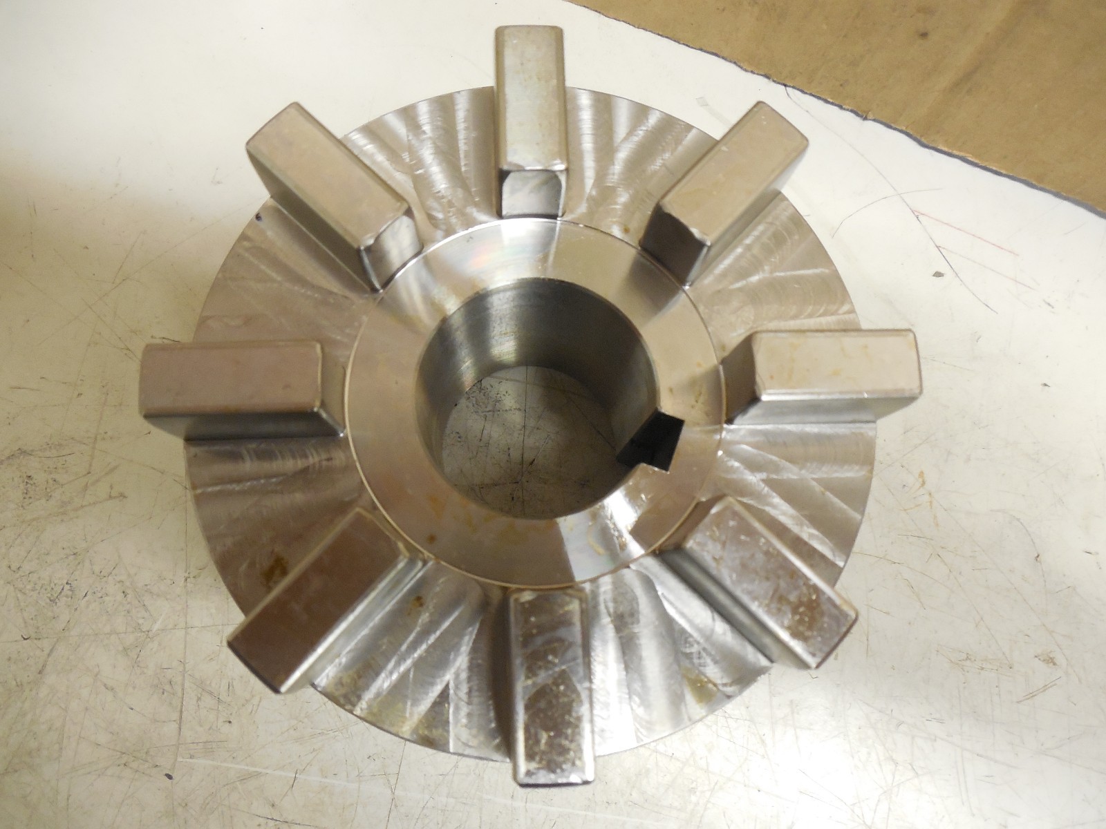 FALK COUPLING 3700189 30R10 HUB 1.6250 BORE 3/8″ x 3/16″ KW 105142
