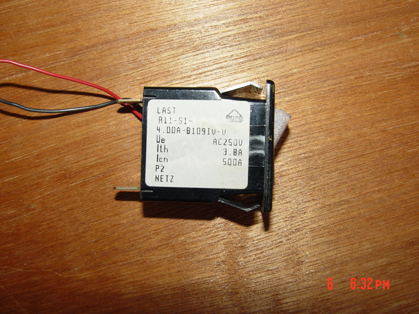  AIRPAX R11-61-4.00A-B1091V-V 250 V, HZ 50/60, L.E.D 8-16VDC  Unused, out box