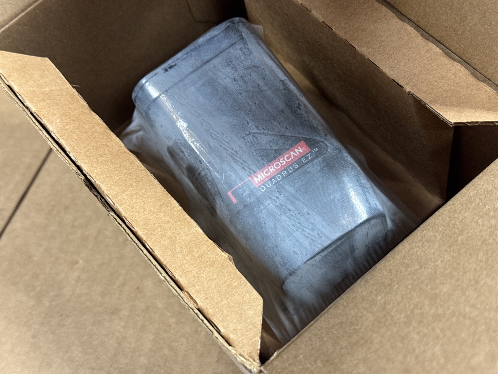 NEW Microscan FIS-6700-0012G Quadrus EZ Fixed Barcode Scanner FAST SHIPPING