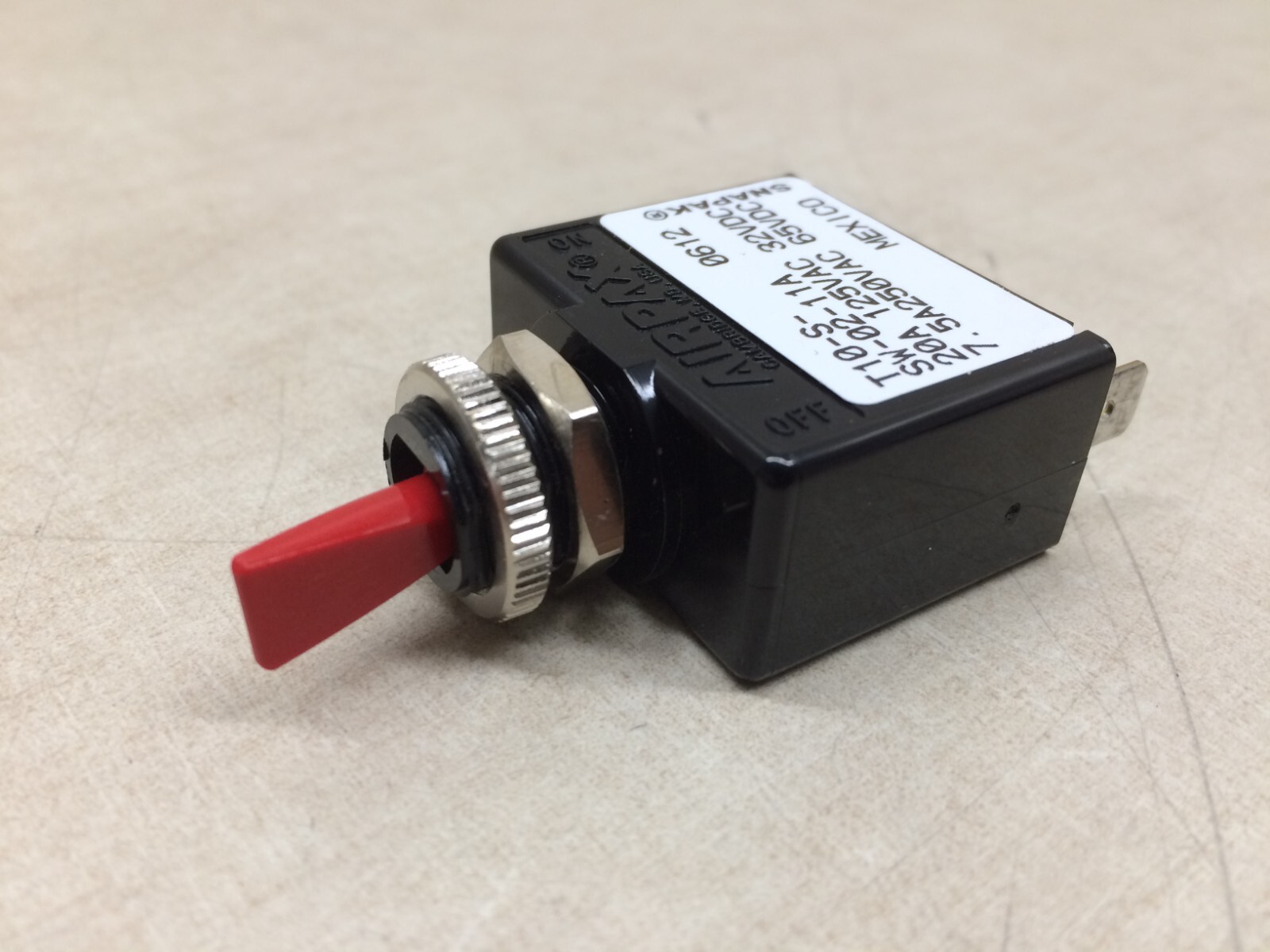 Airpax Hydraulic Magnetic Circuit T10-S-SW-02-11A Snapak Switch Paddle Handle