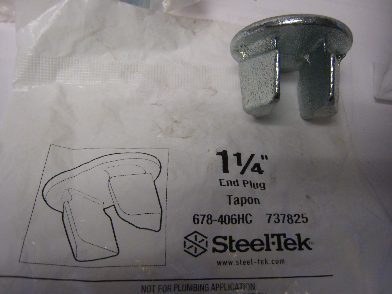 One lot of 3 X Steel-Tek  1-1/4″ End Plug 678-406HC