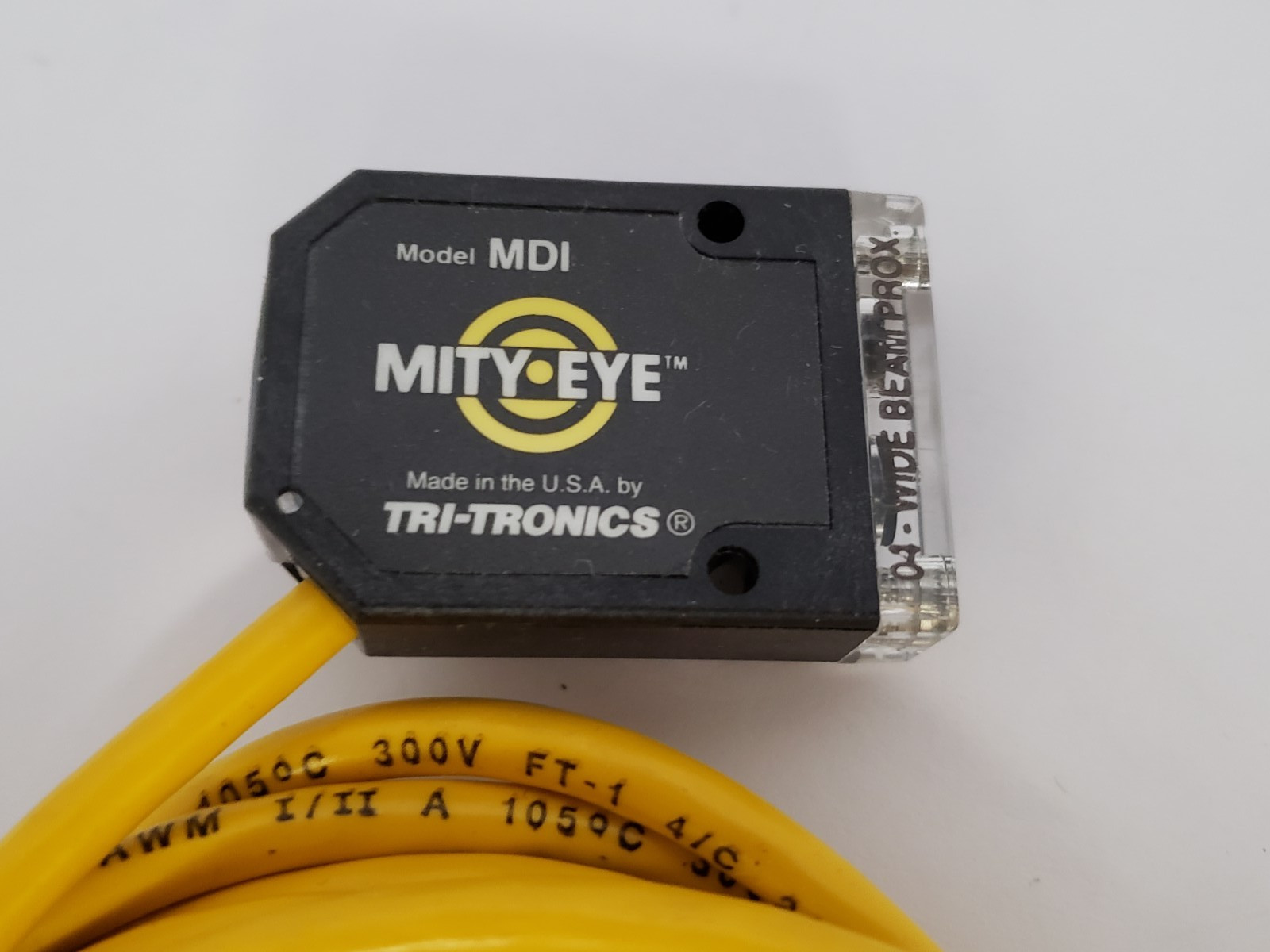 TRI-TRONICS E83208 SENSOR MDI MITY-EYE BLOCK 10-30VDC 3 PIN