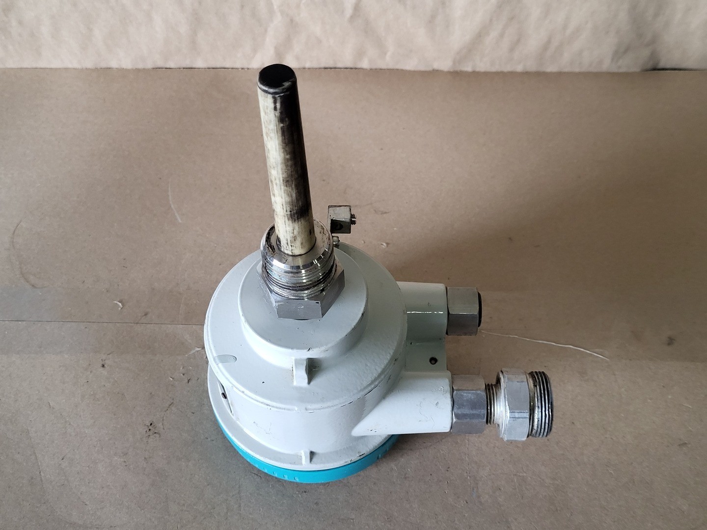 SIEMENS 7ML55020XB300AA0 Pointek CLS200 Level Switch – Electrical