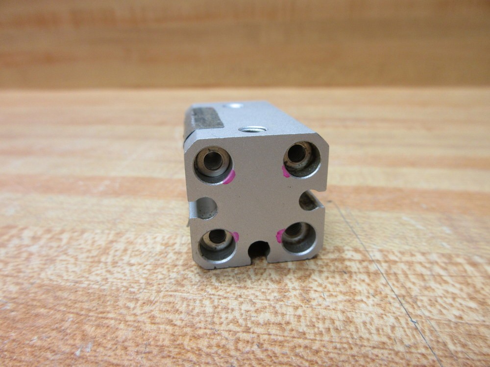 SMC CDQSB12-20DC-A93S Compact Cylinder CDQSB12-20DC