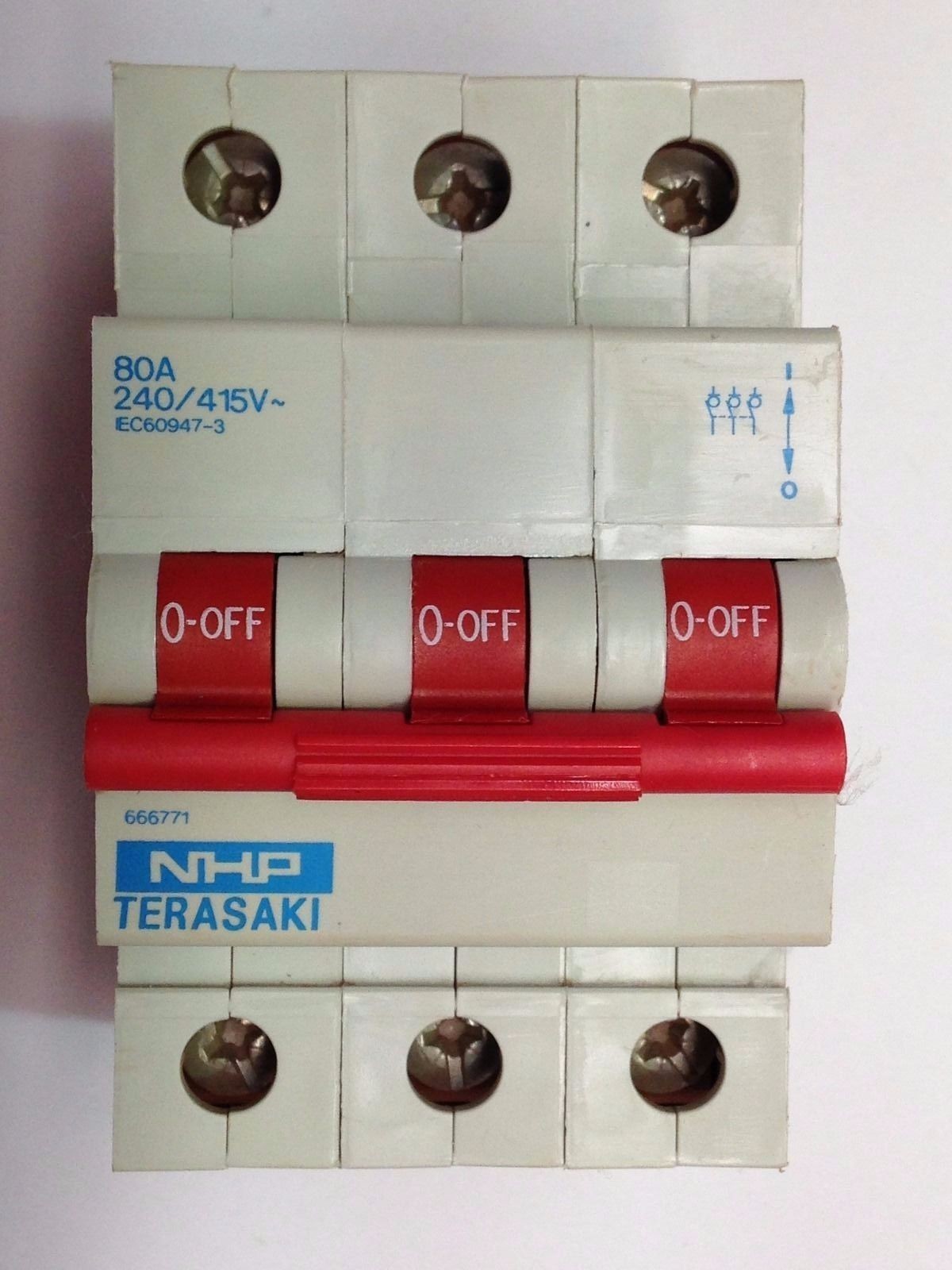 NHP TERASAKI IEC 60947-3 Low Voltage Isolator Switch 666771 3 Pole 240/415V 80A