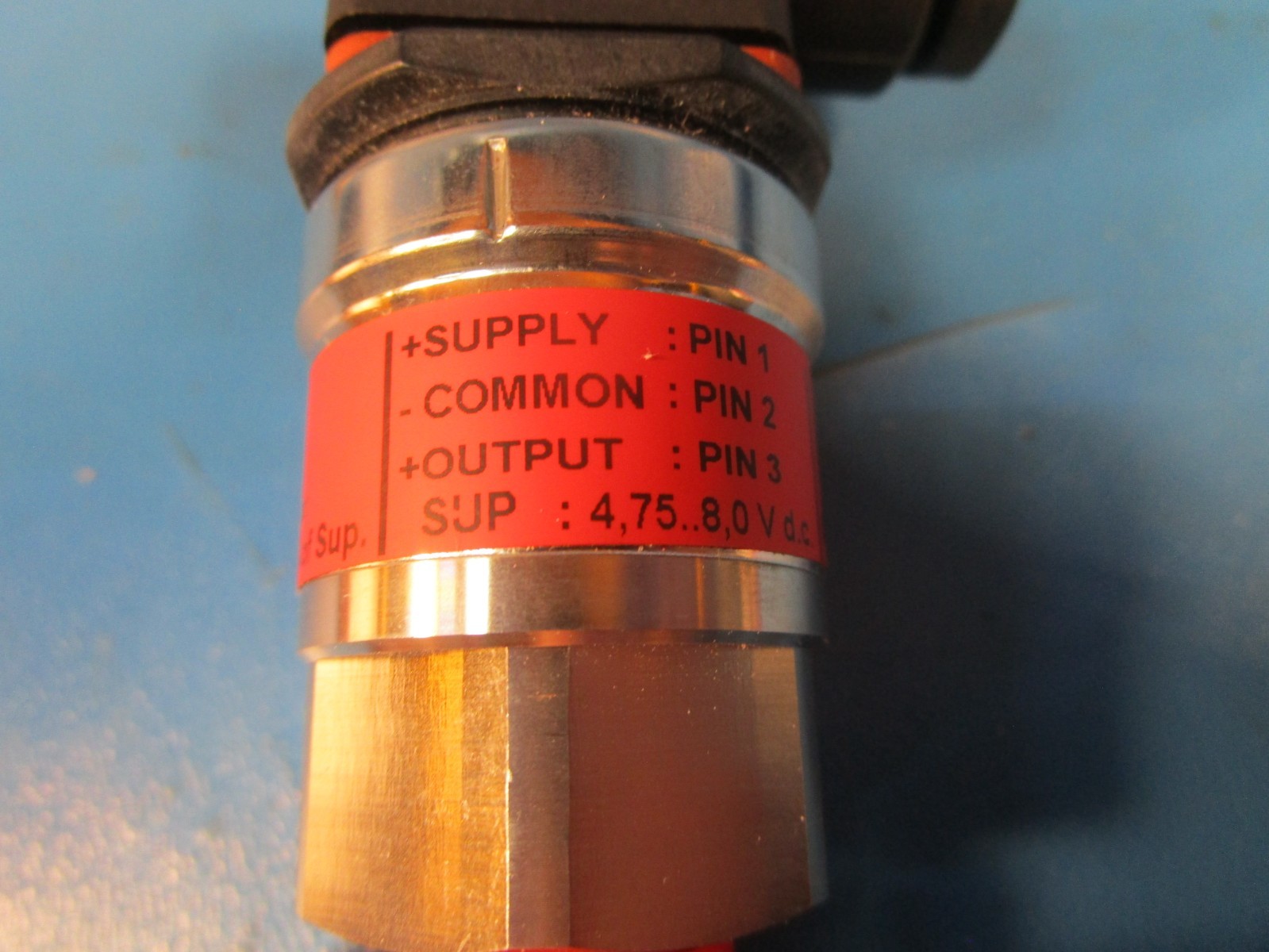 Danfoss AKS 32R, Pressure transmitter, -1 bar – 9 bar, -14.5 psi – 130.5 psi, 06