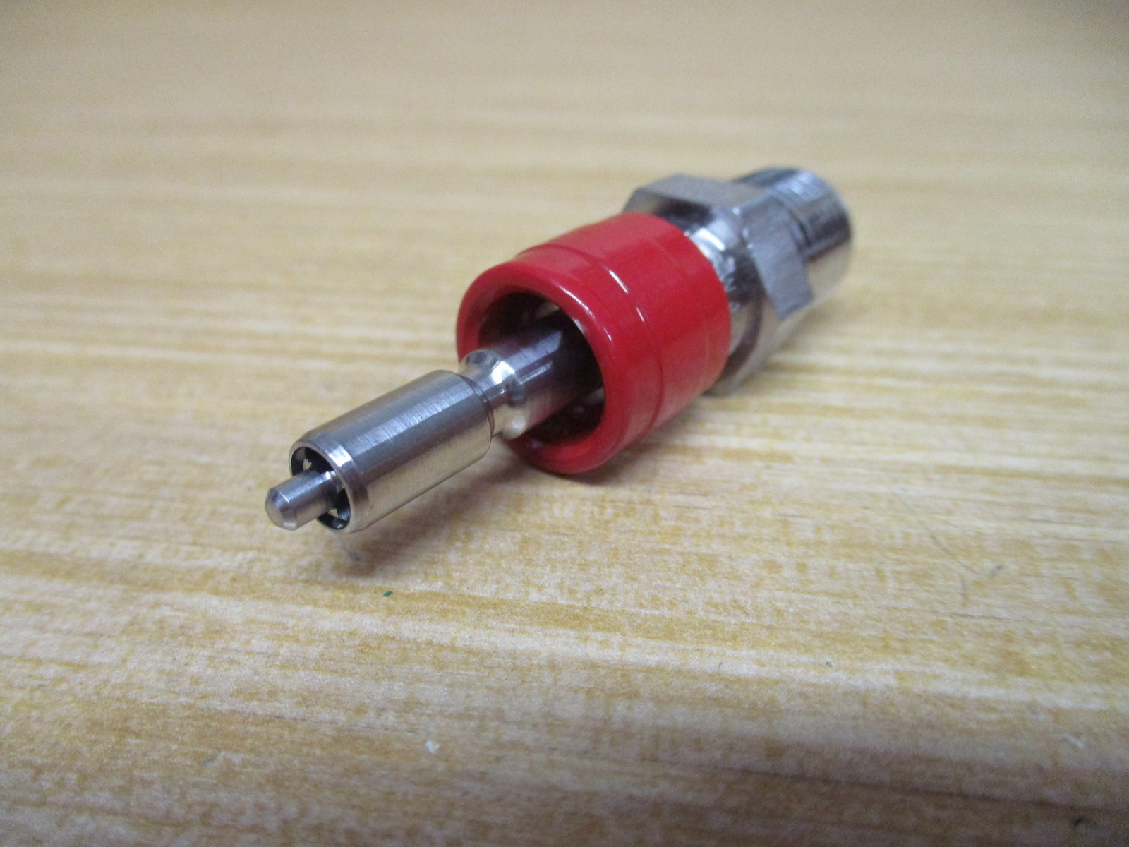 Swagelok SS-QC4-D-4PM Instrumentation Quick Connect Stem W/ Valve