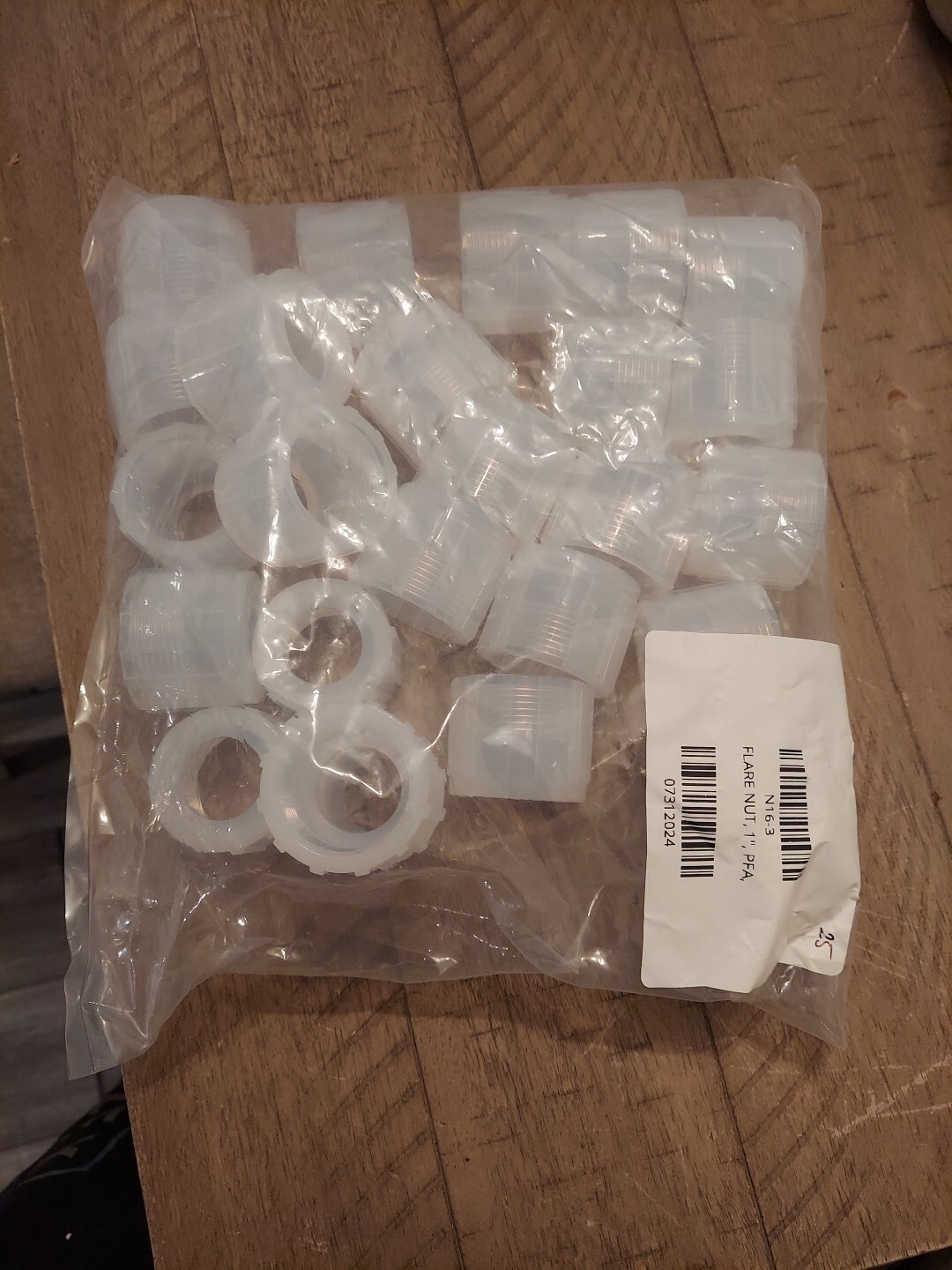 Fit-Line Flear Nut 1″ PFA N16-3 1″ (Pack of 25)