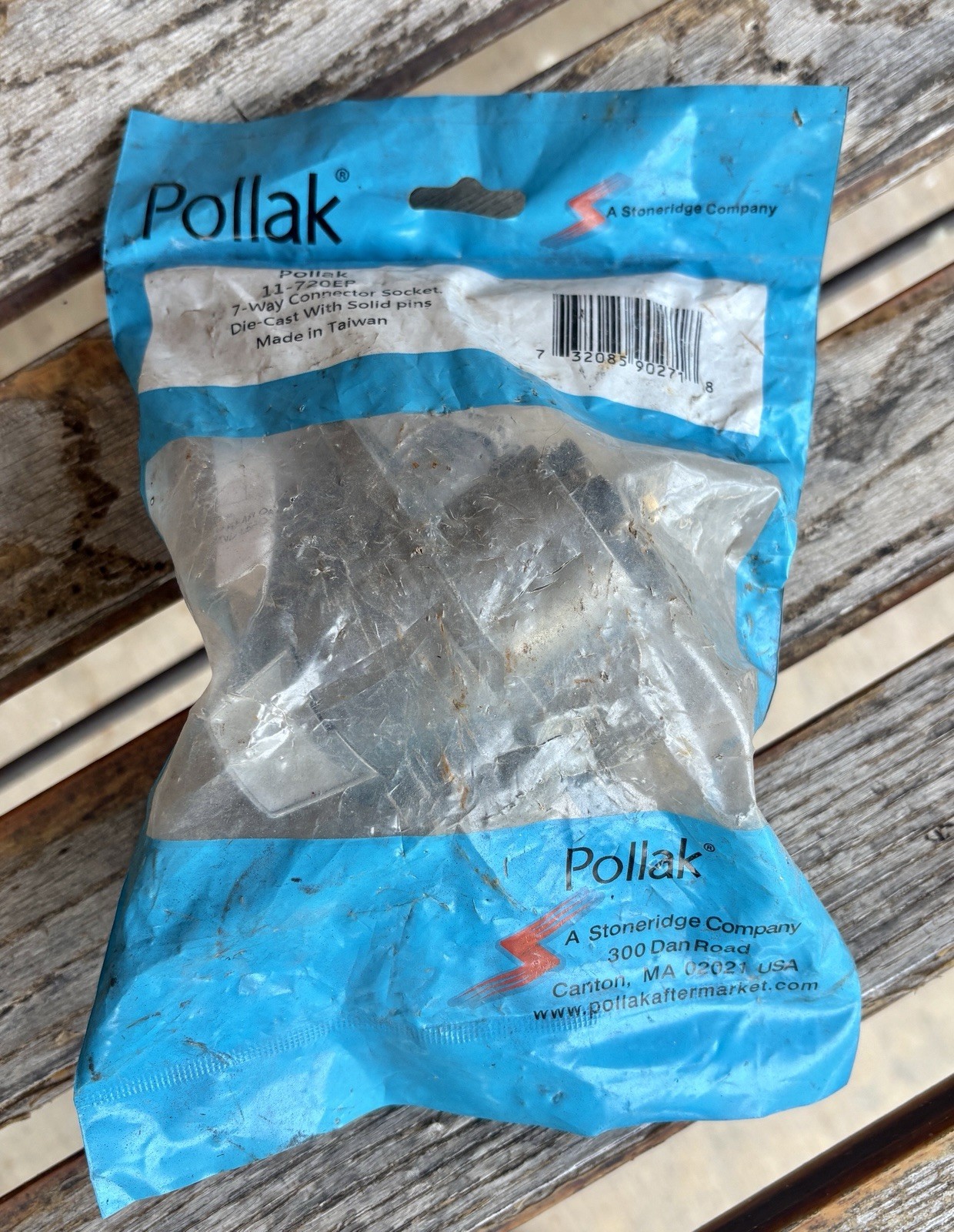 Pollak 7-Way Connector Socket, 11-720EP, Die Cast With Solid Pins Packaged