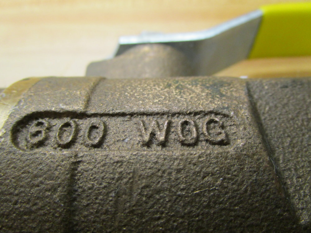 Apollo 600 WOG 1-1/2 Ball Valve 600WOG112