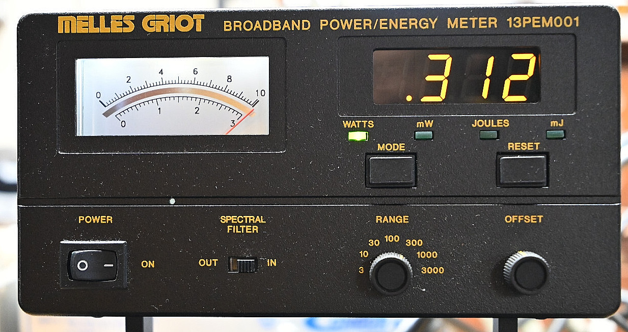Melles Griot Model 58-BLD-605 DPSS Dual Beam Laser System >400 mW Pure SLM
