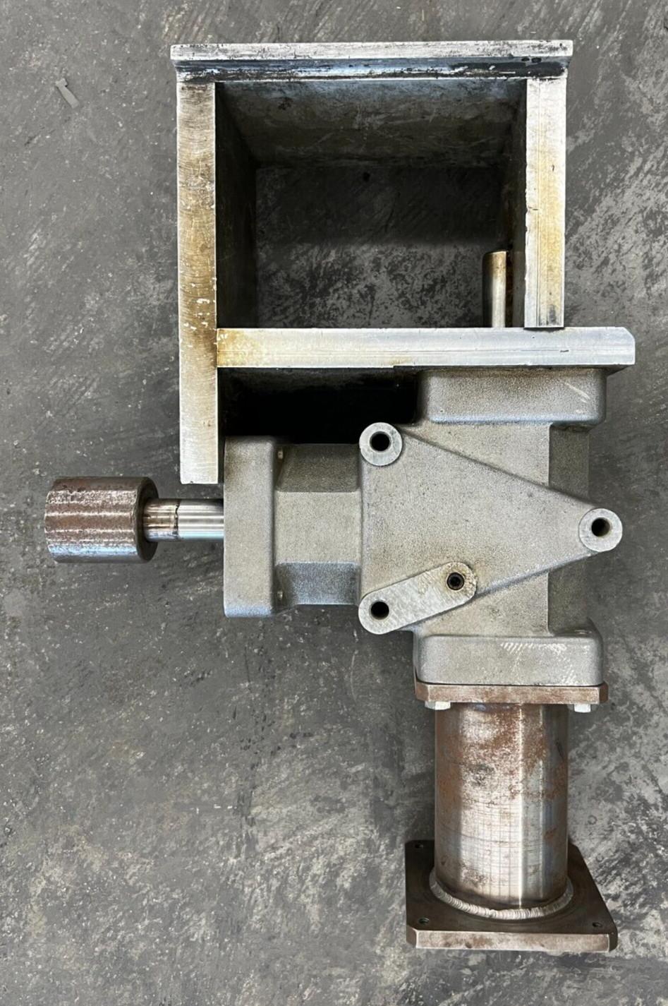 CROWN GEAR FIXTURE ASSEMBLY GEAR DRIVE