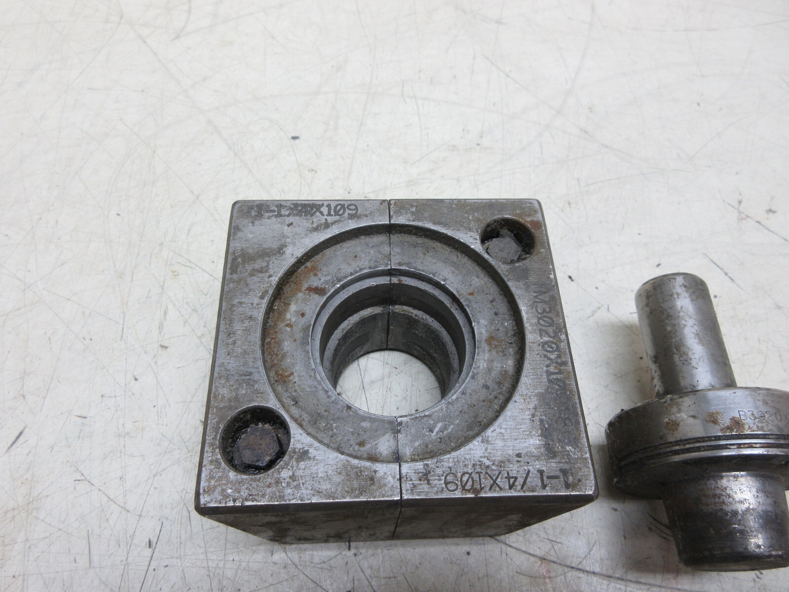 Parker Parflange 1-1/4″ x .109 Pin & Die Set Tooling for 90°/180° Tube Flanging