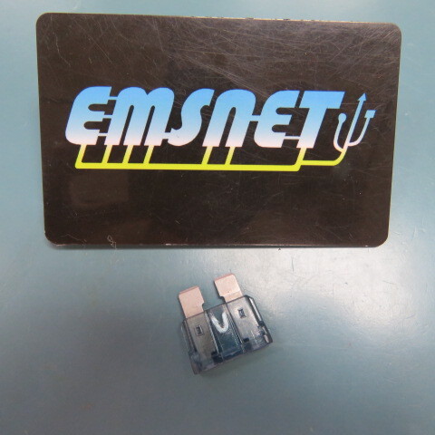 LITTLEFUSE 0257035.P Qty of 100 per Lot 35 A AC 32 V DC Fuse Automotive Require