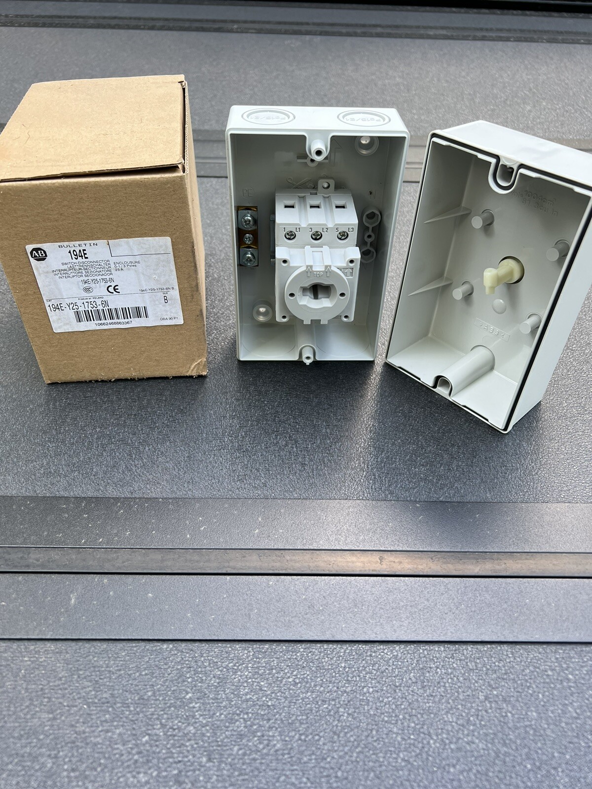 Allen Bradley 194E-Y25-1753-6N 25A 3P Sealed IEC Load Switch New In Box USA