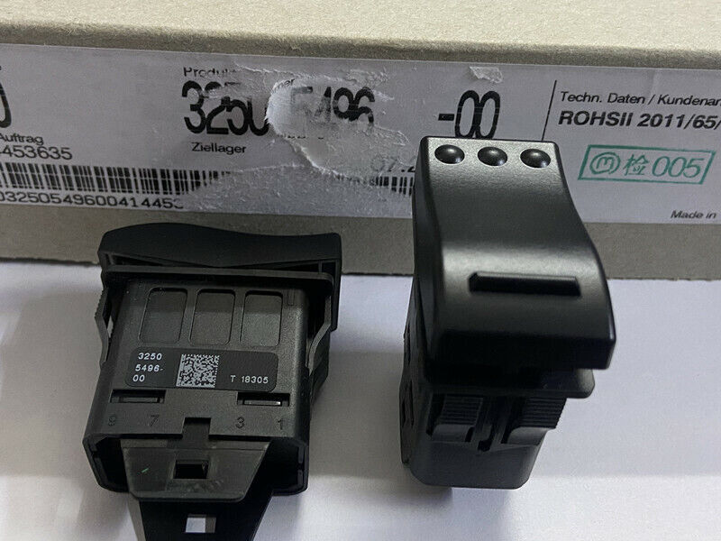 QTY:1 NEW FOR MARQUARDT 3250.5496 waterproof rocker switch 6 feet 3 gears