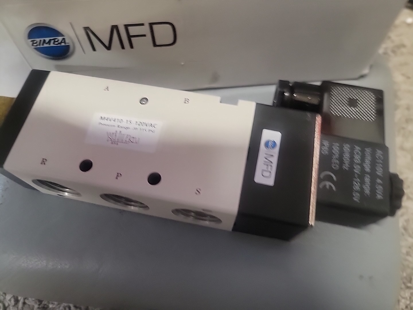 BIMBA M4V410-15-120VAC PNEUMATIC CYLINDER 20-115PSI 110VAC 50/60HZ