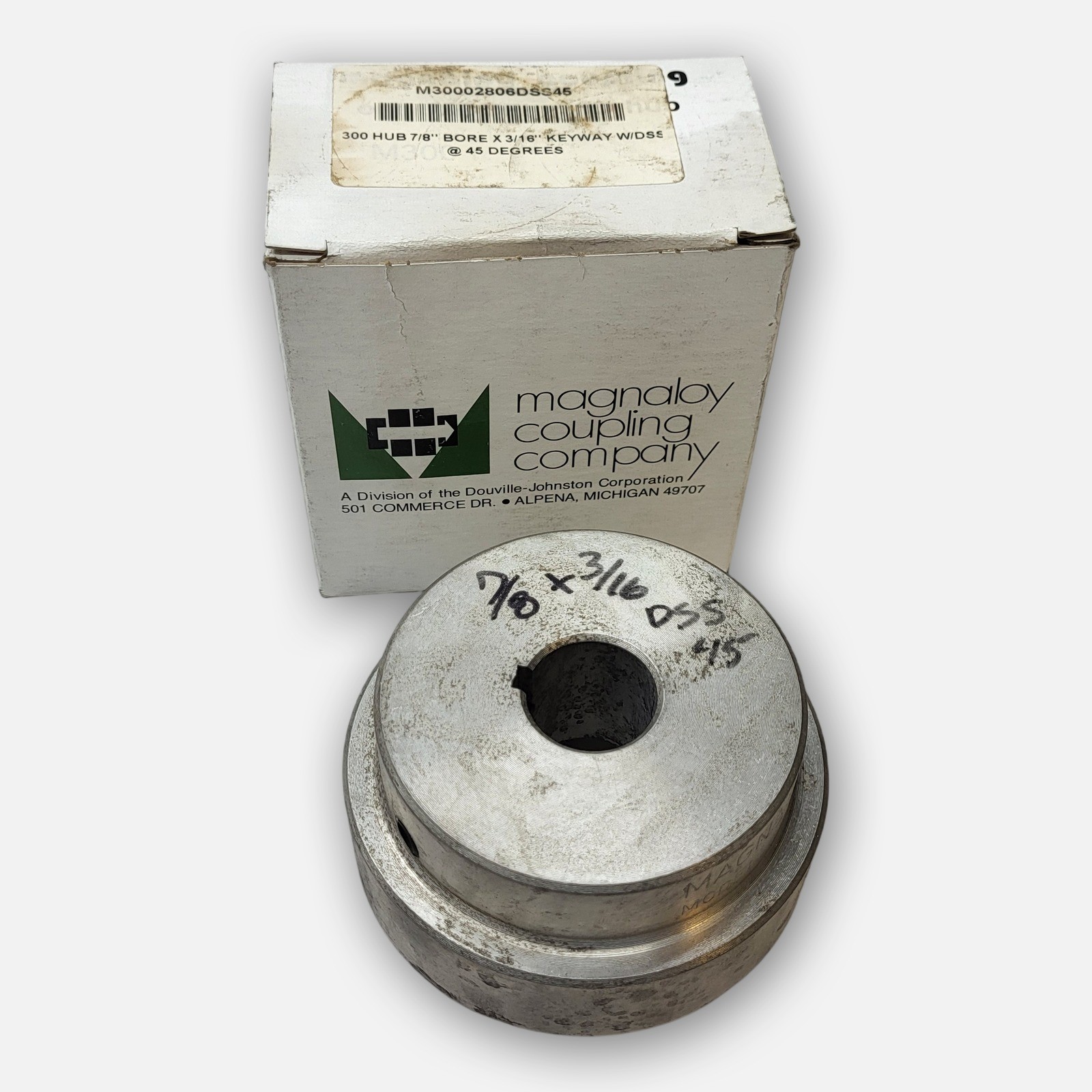 LOT OF 2 NEW MAGNALOY 300 COUPLING HUB 7/8″ BORE X 3/16″ KEYWAY 45DEG