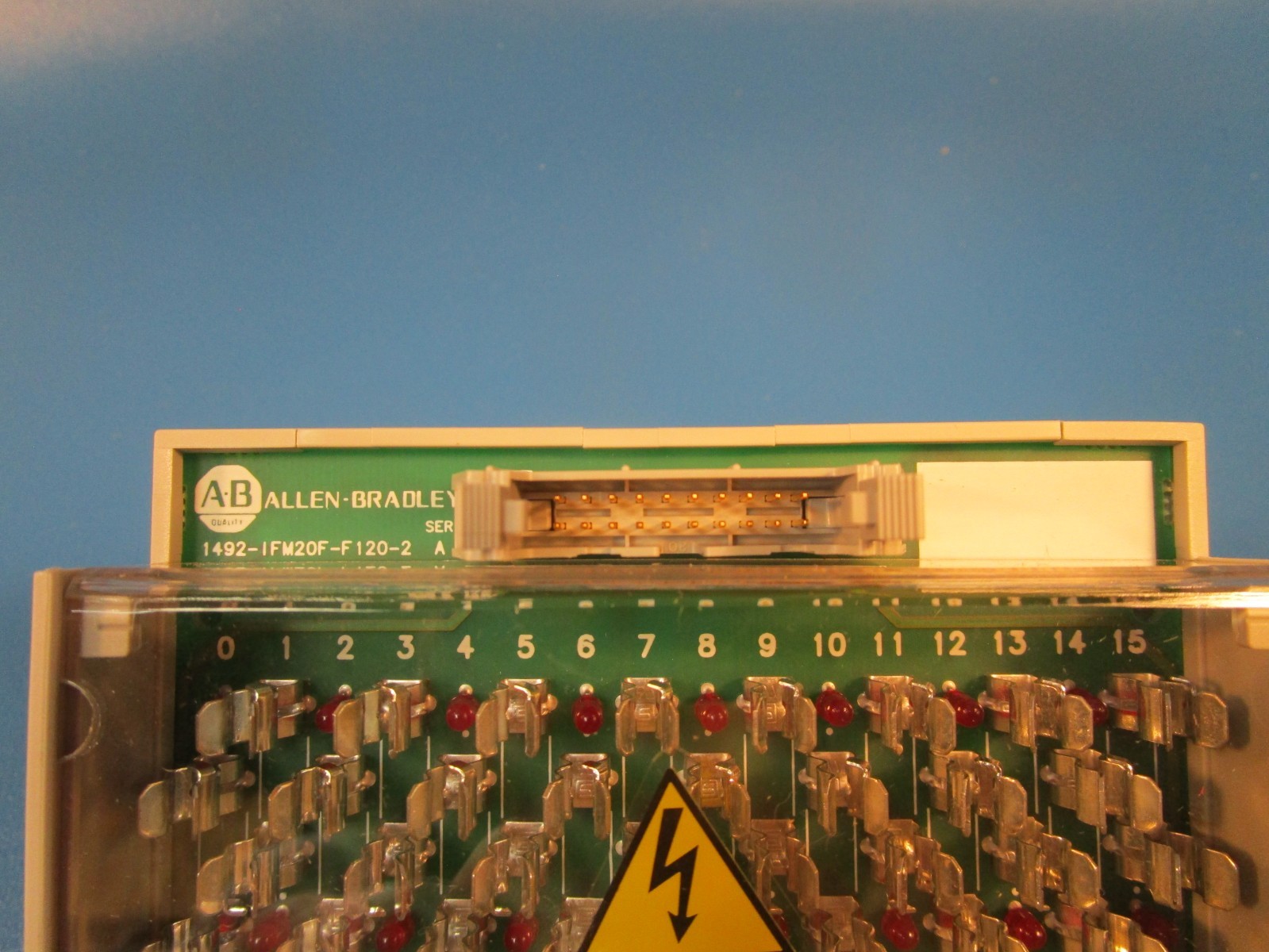 ALLEN BRADLEY 1492-IFM20F-F120-2, Digital Module with Fixed Terminal Block