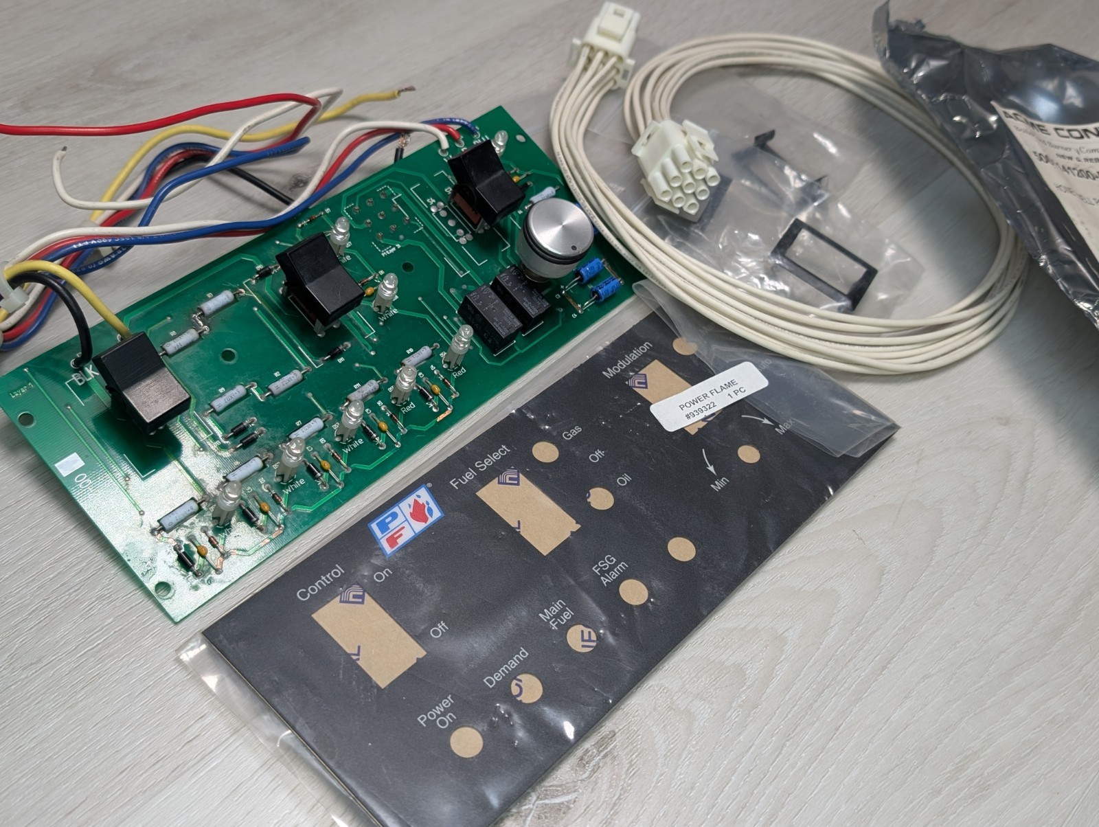 Honeywell 50011412-004 Circuit Board Assembly Power Flame Board – ACME Rebuild