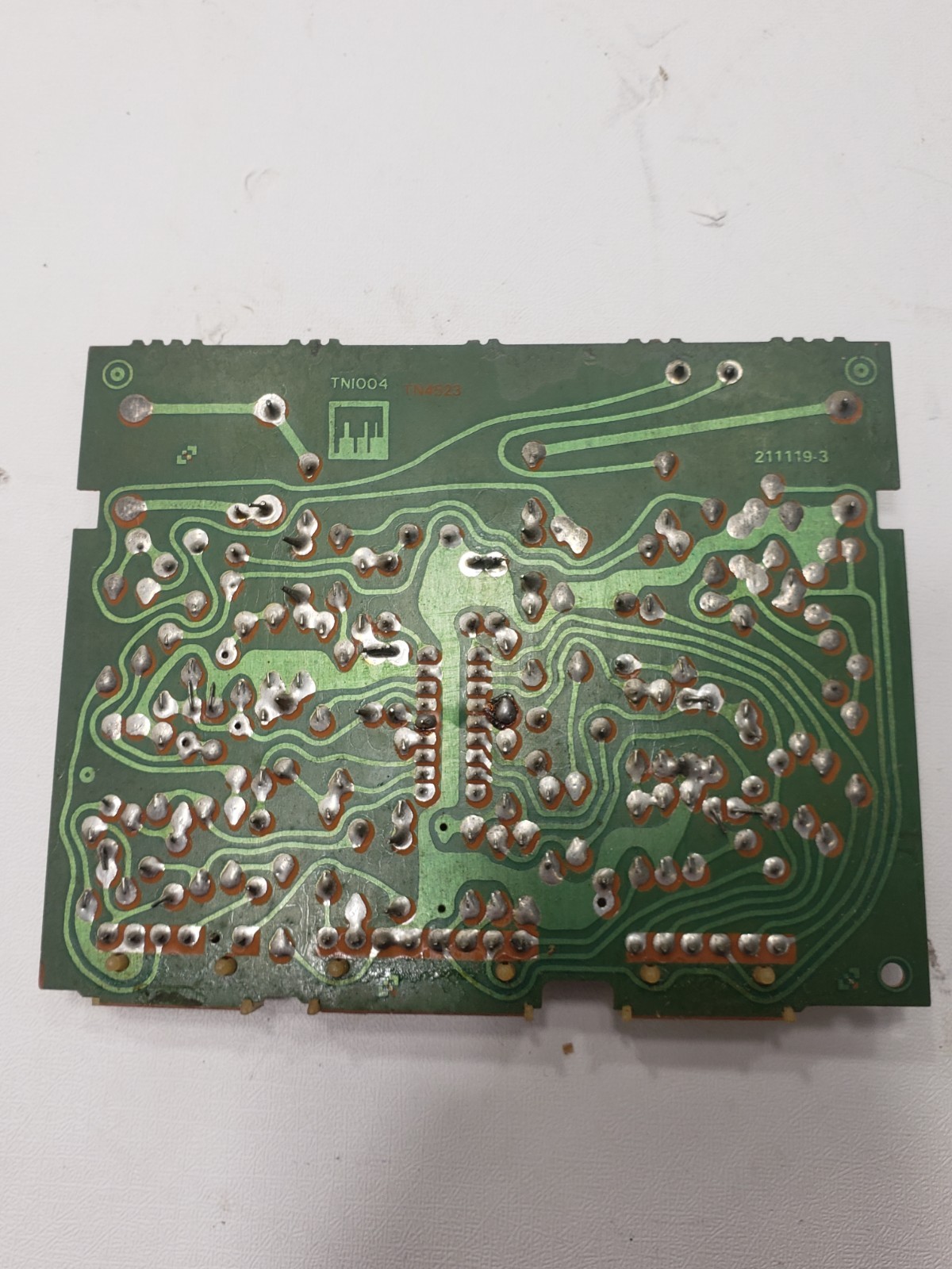 Vintage Zenith TV Circuit Board Module 105-1110 Caution Hot 9-90-01 Untested