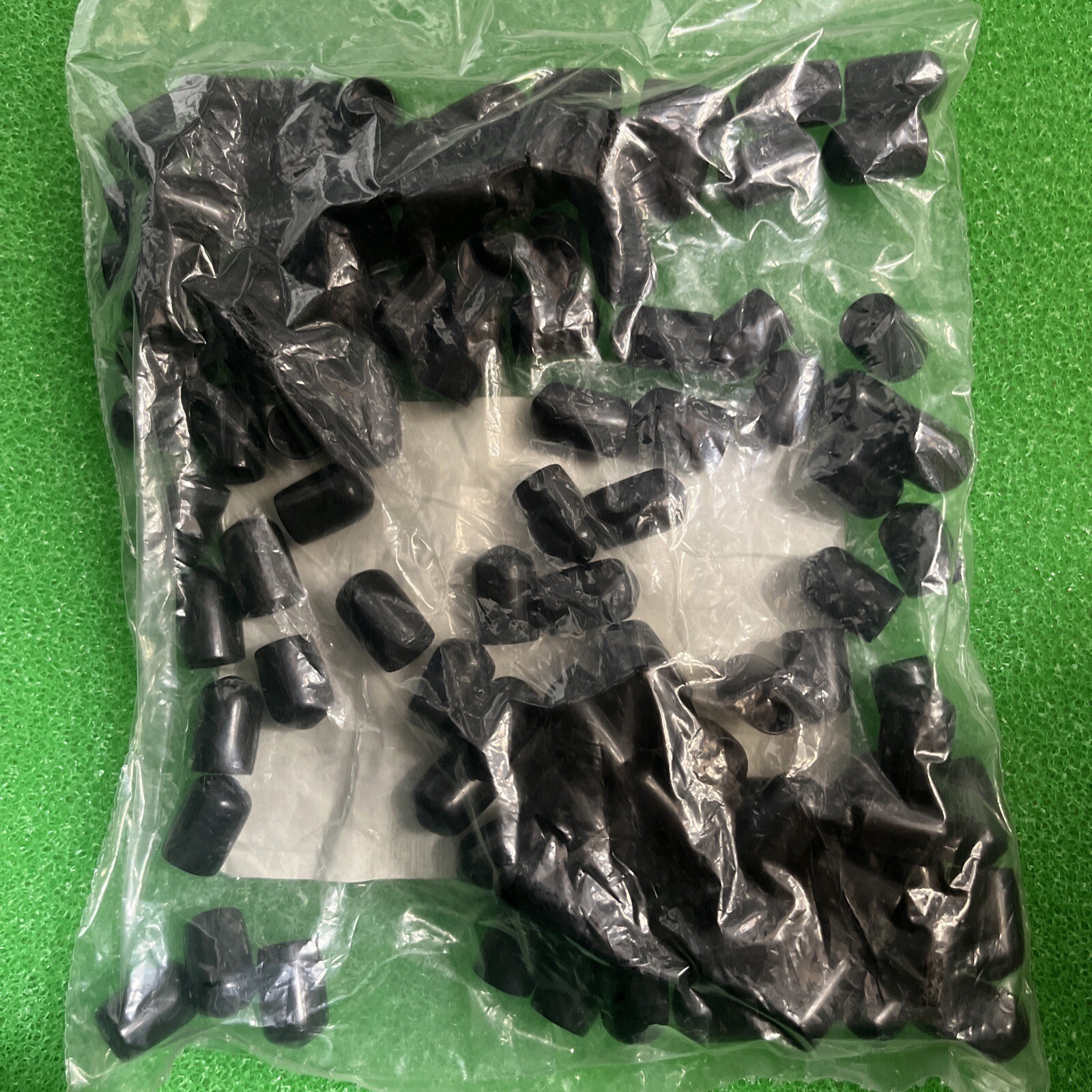 100 Pcs) StockCap 959872 S-Caps 0.313″ X 0.500″ Black Vinyl Short Caps, End Caps