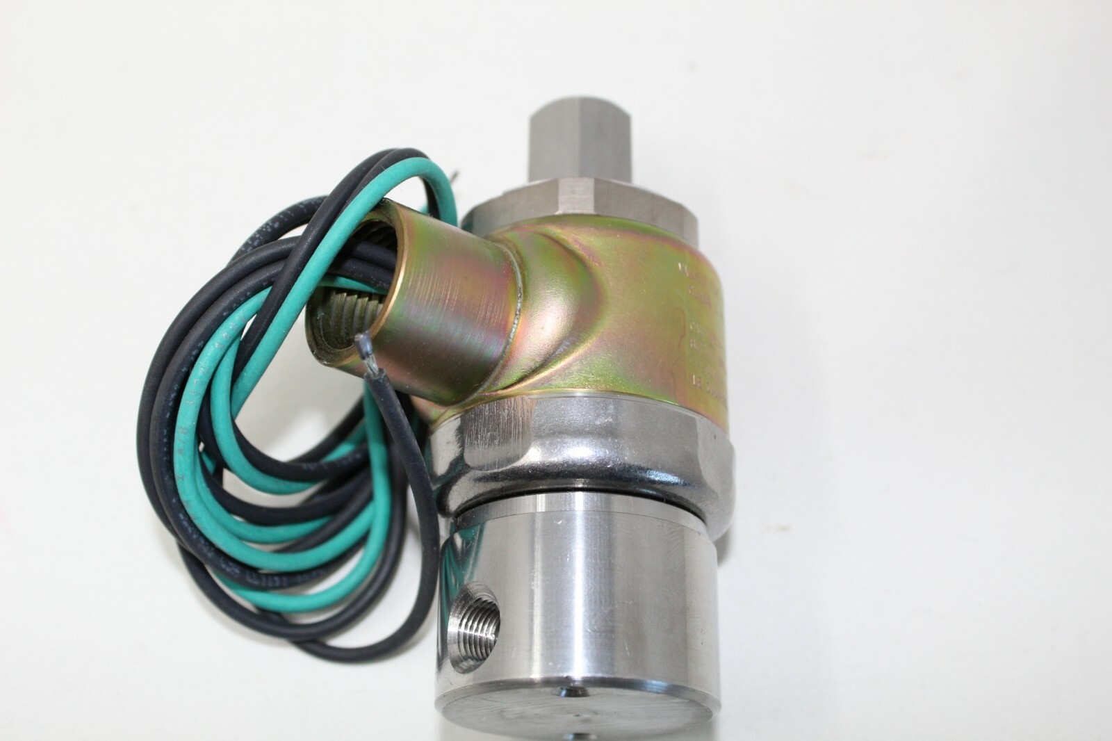 NEW Versa VALVE SELECTOR ESM-8202-66-HT-H2-AXX-D024 Pneumatic Directional Valve