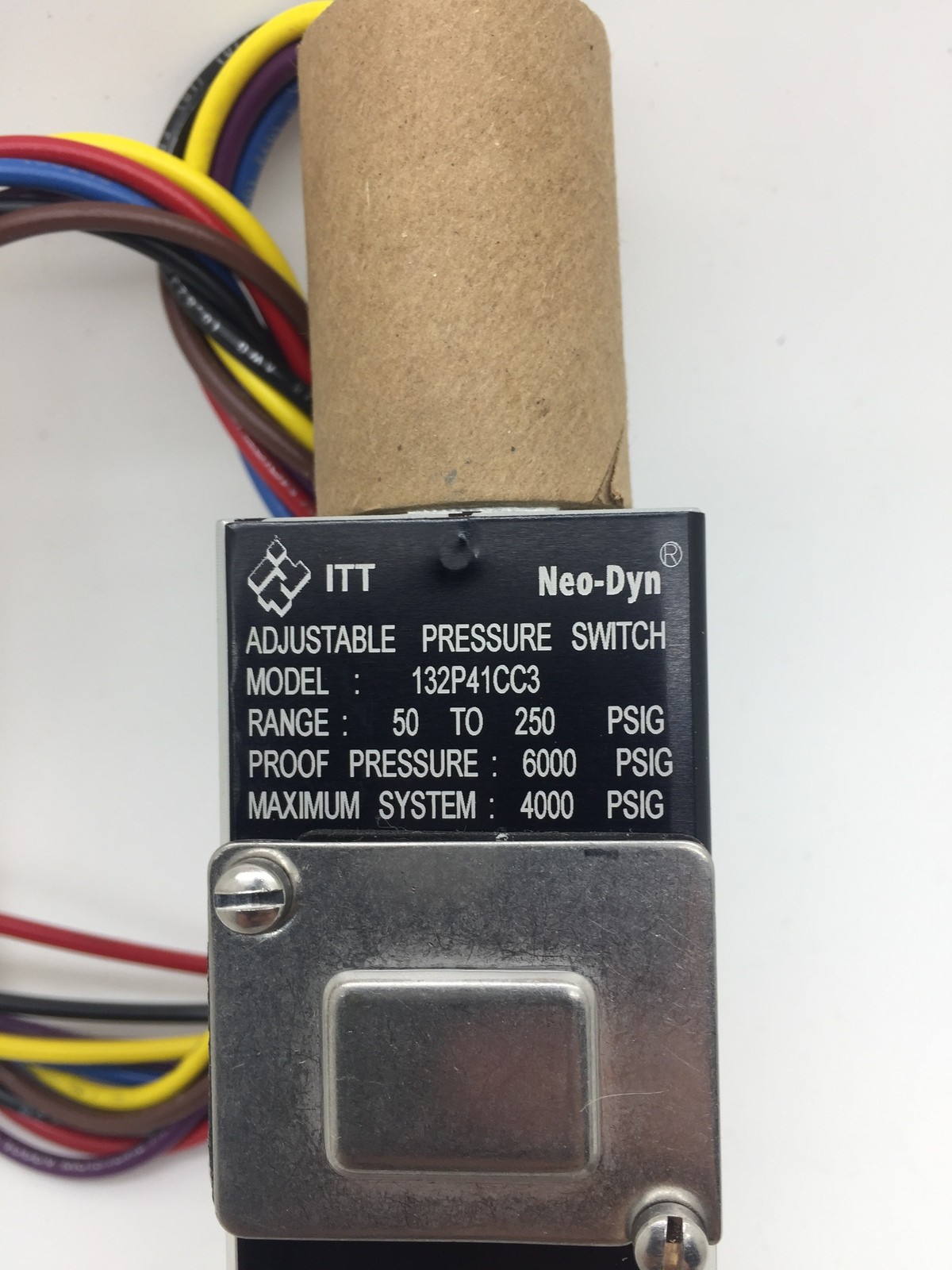 ITT 132P41CC3 Pressure Switch Neo-Dyn 98087 50 to 250 PSI