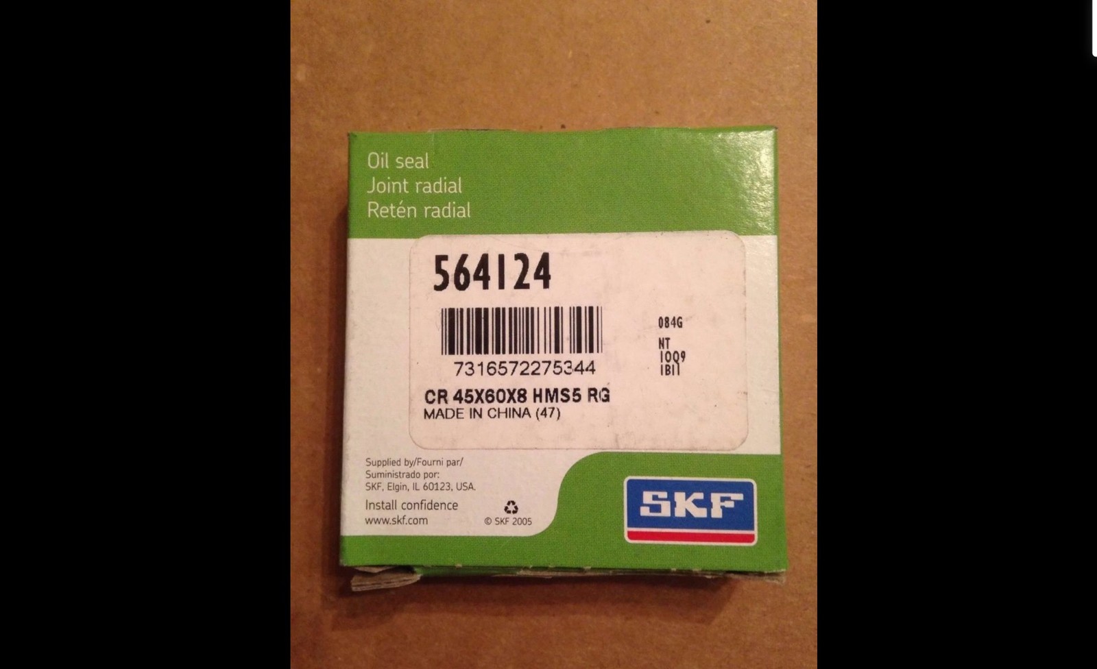 CR45X60X8HMS5RG SKF CR Axle Repair / Seal 564124 (lot of 3)