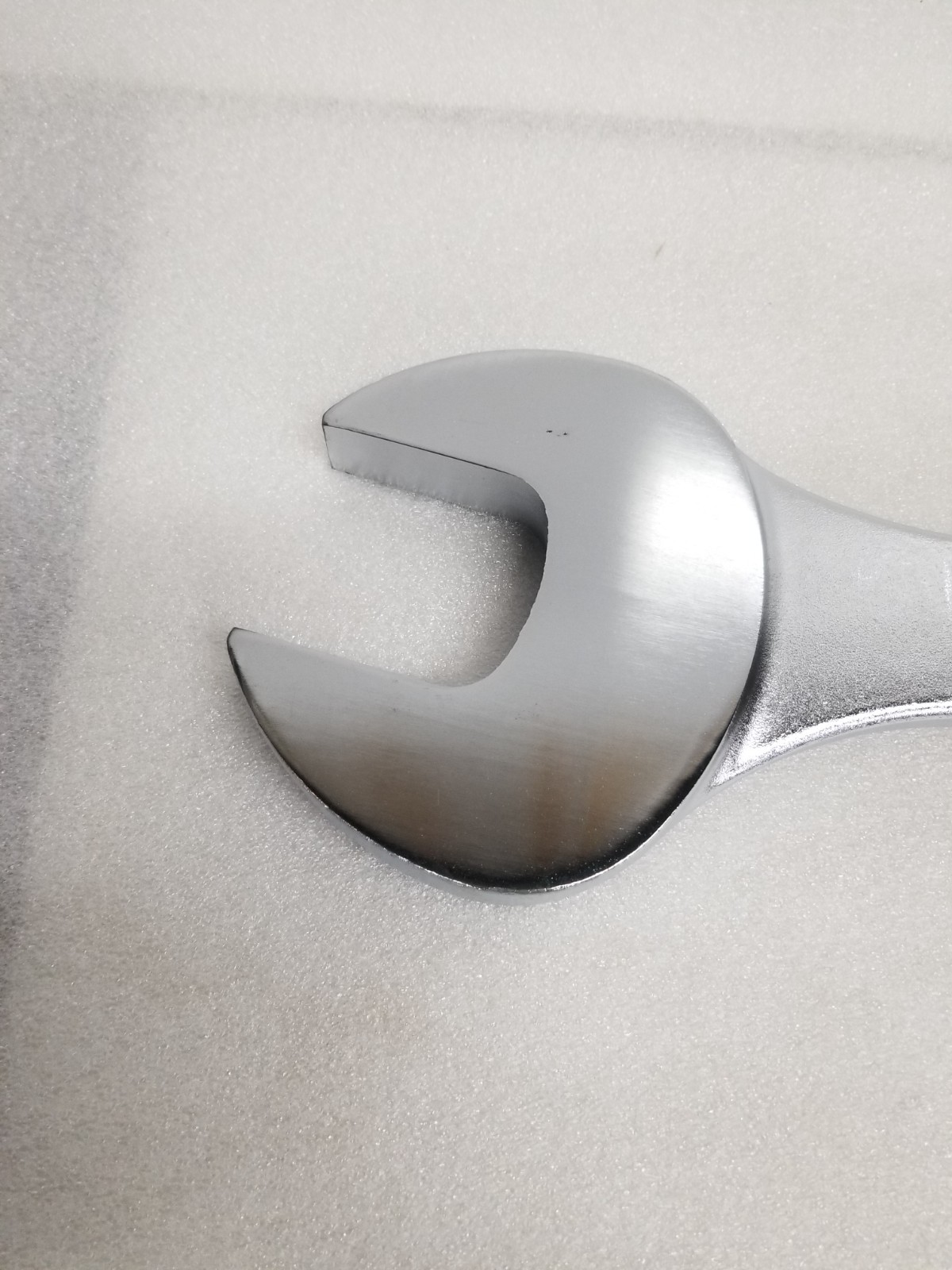 S-K Tools C84 Combination Wrench 2-5/8″ SurGrip 12-Pt Satin Finish Made in USA