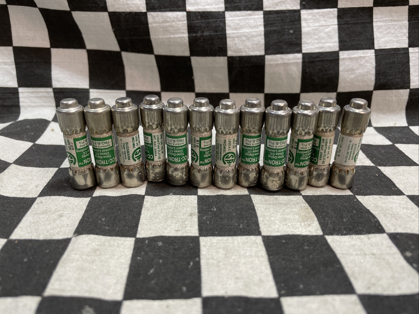 CC-TRON Fuses 600VAC 7.5A Time Delay CC Tron, FNQ-R-7-1/2, LOT OF 12 #1534Q33