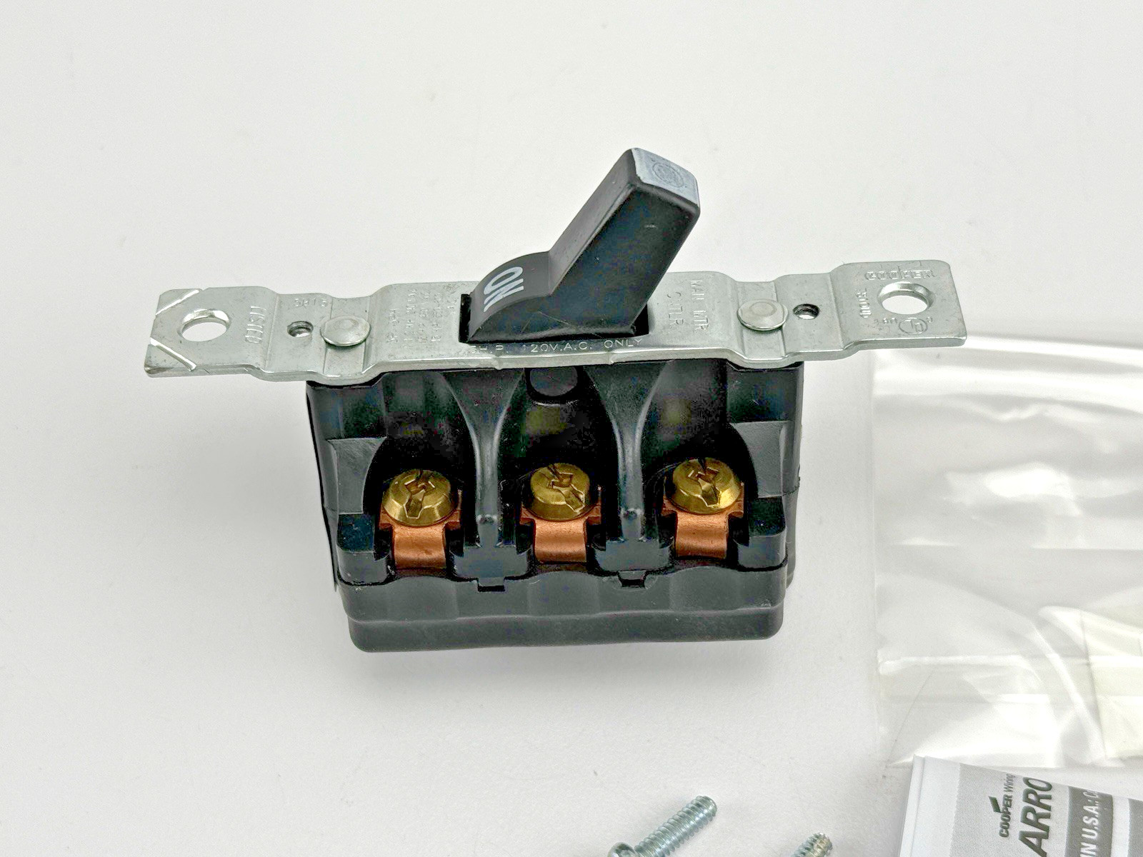 Cooper AH7810U-C Manual Contactor and Disconnect Switch AH7810UC Arrow Hart