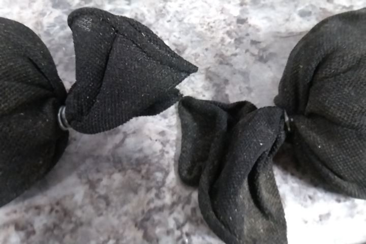 Pig FLT787-BK 5 In x 10 In Size 5 Ft Length Black Filter Sock