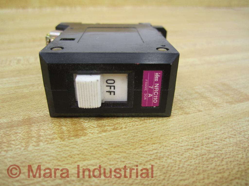 Izumi NRC 110 Circuit Beaker Curve AA Max.V 250V
