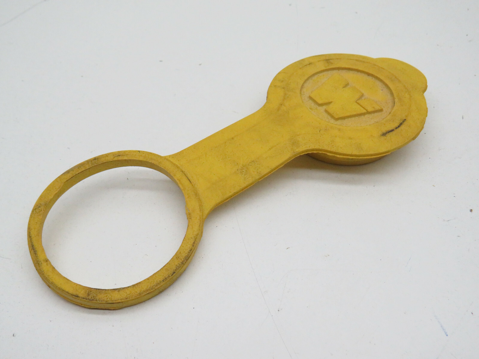Woodhead 2″ Yellow Rubber Dust Cap Cover for Weatherproof Connector