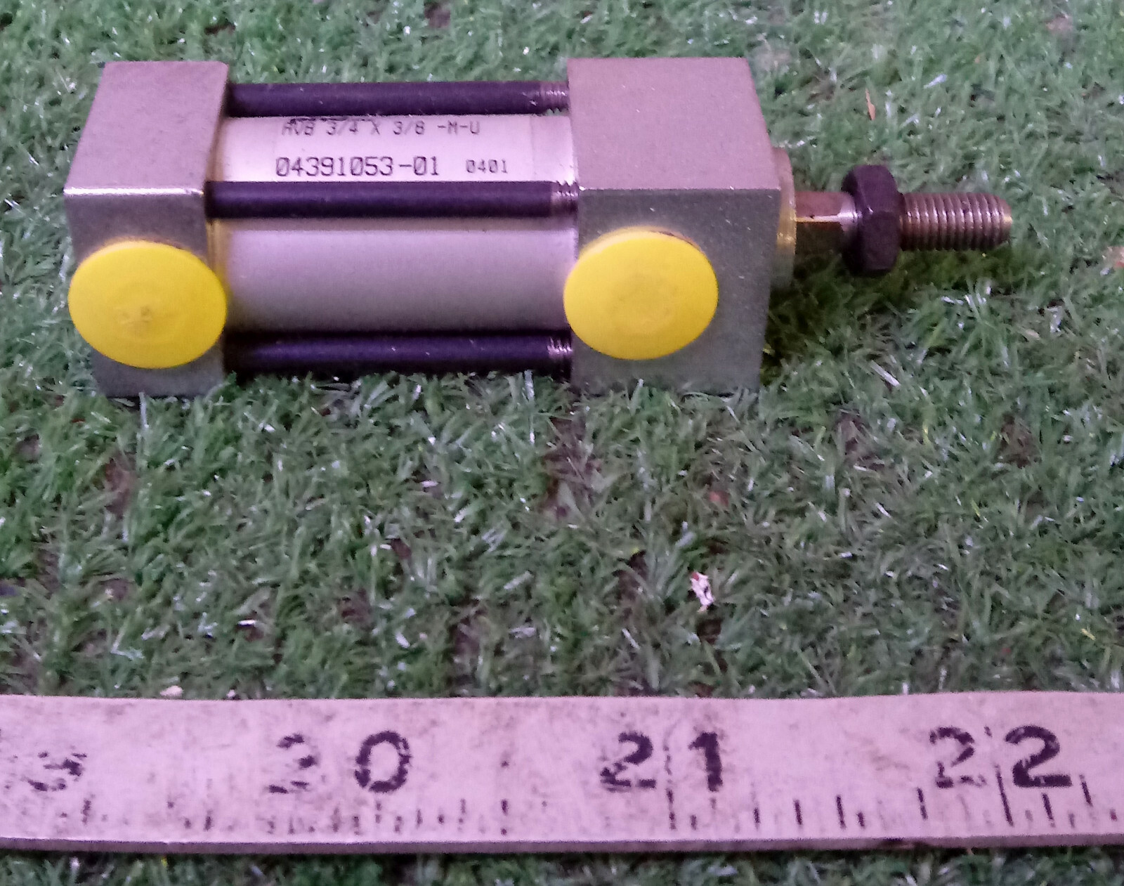 1 USED PHD AVB-3/4X3/8-M-U PNEUMATIC CYLINDER ***MAKE OFFER***