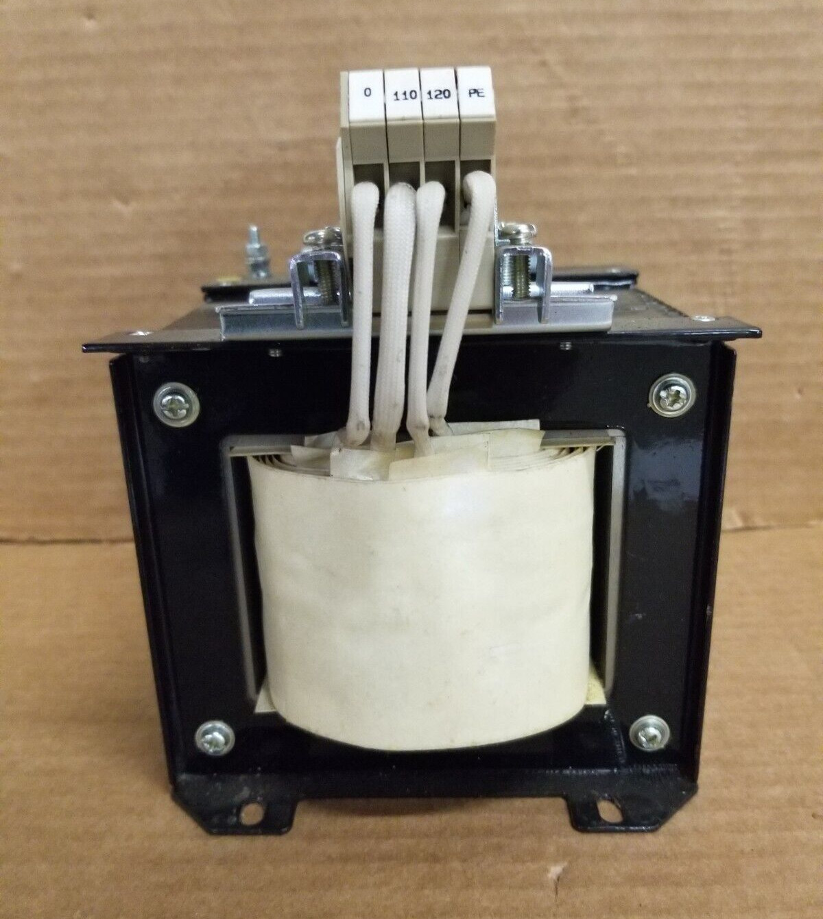 Fuji CU450-B2010U1607 Isolating Transformer 1 phase 500va 200/220v 120v