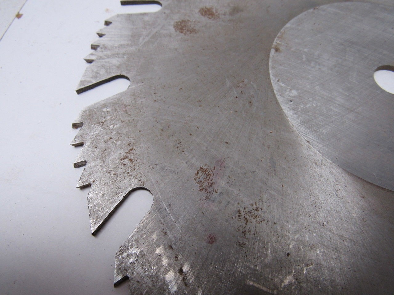 The Blade MFG. CO. 10″ Dia. 70 tooth 5/8″ arbor hole wood cutting saw blade