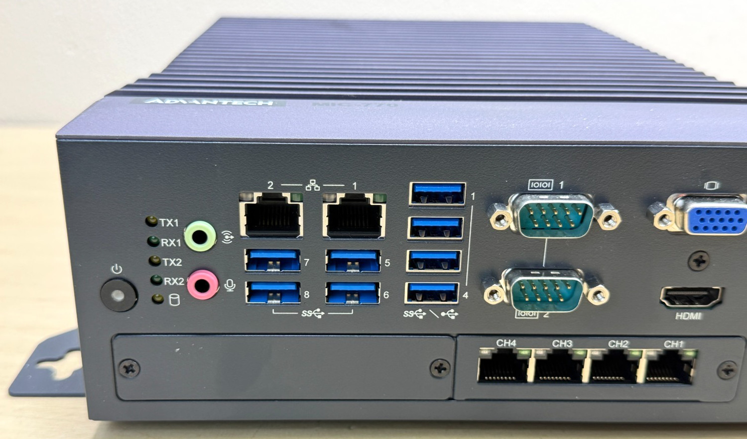 Advantech MIC-770 V1 High Performance Embedded Industrial PC, MIC-770Q-00A2