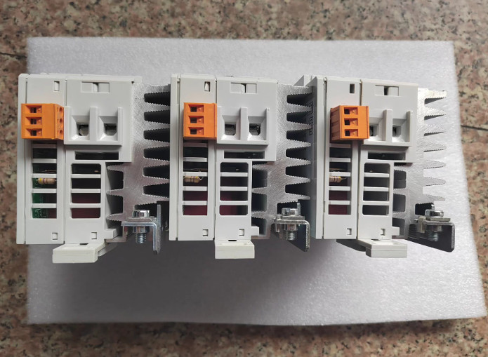 1PCS TE10A 25A 240V