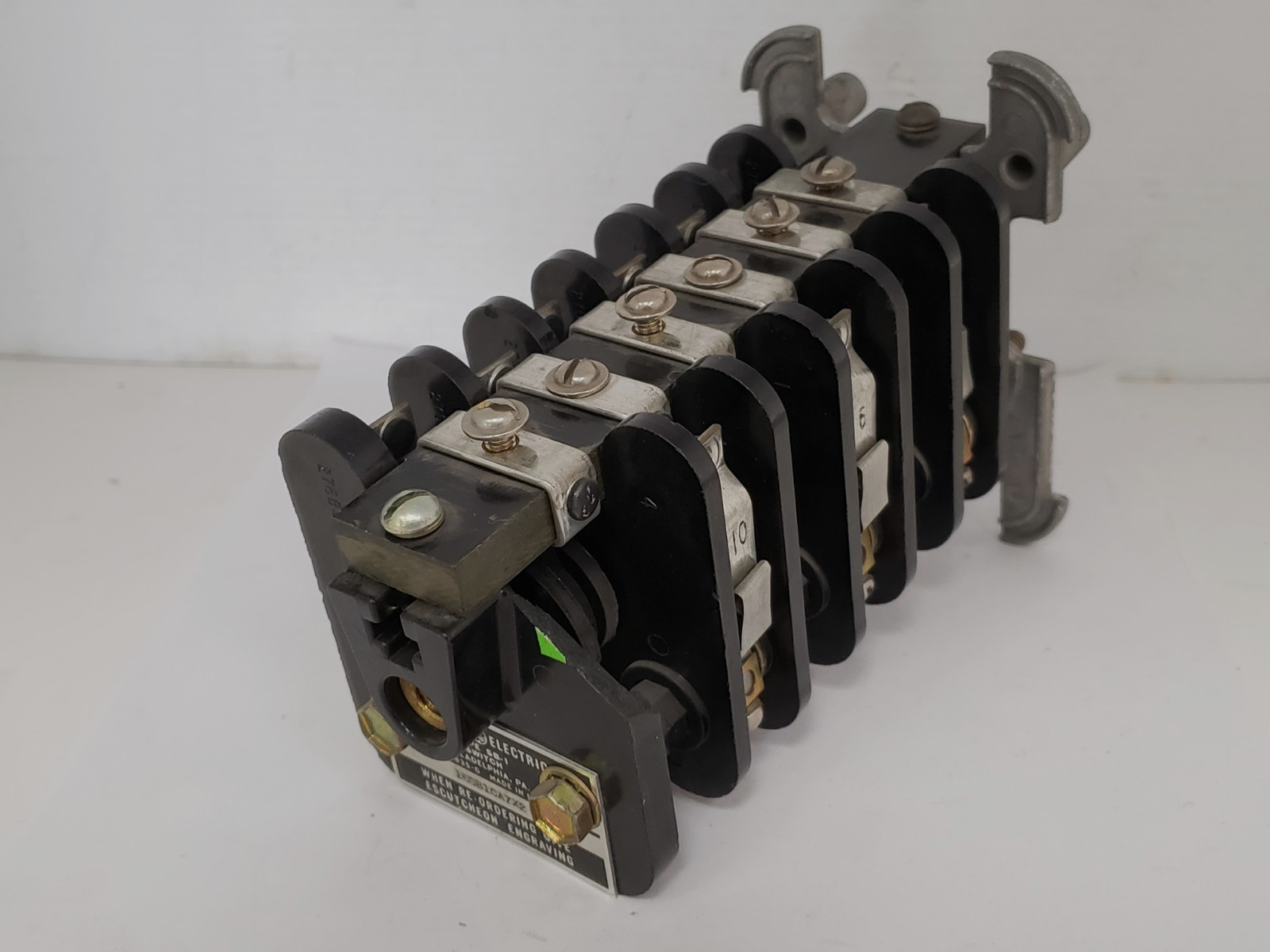 GENERAL ELECTRIC 16SB1CA7X2 ROTARY CAM SWITCH TYPE SB-1 3 POSITION