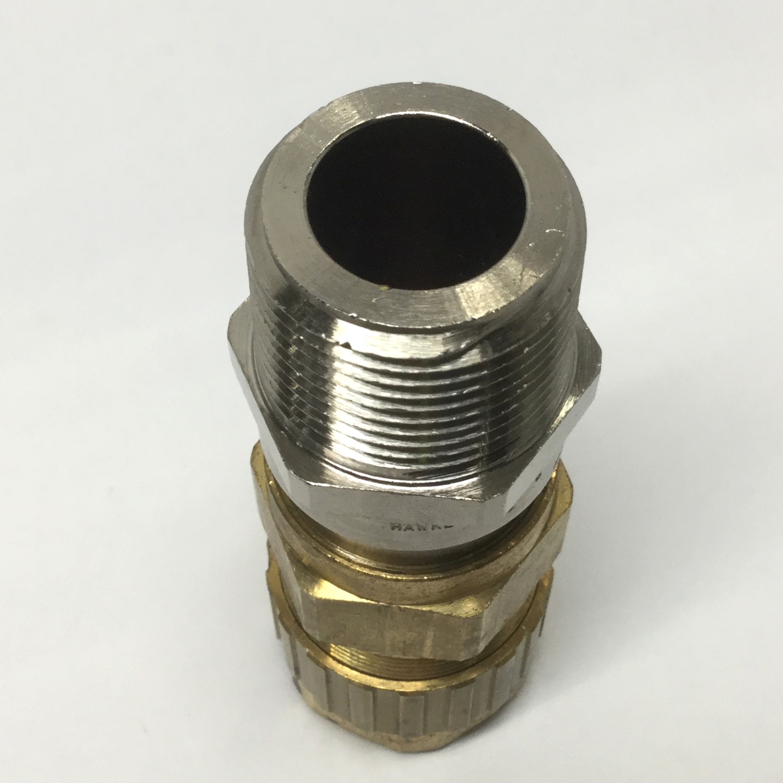 Hawke 153/RAC B Industrial Brass Cable Gland 1″ NPT Thread, 16.9-26mm