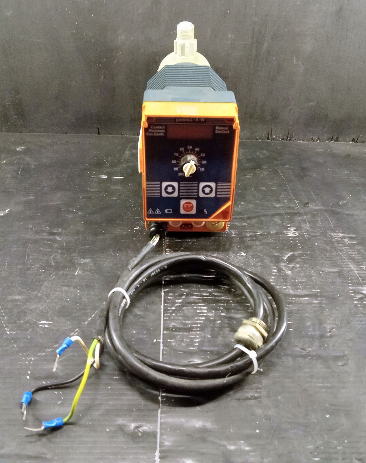 1 USED PROMINENT GAMA/4-W 4 DOSING PUMP ***MAKE OFFER***