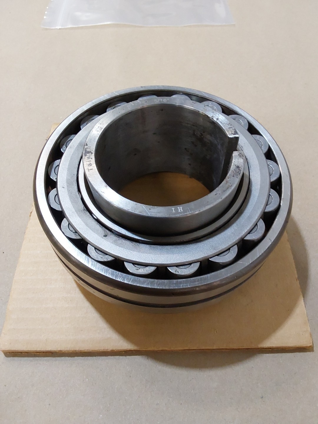 NEW KOYO 22217RHRW33C3 ROLLER BEARING W/ S17 2-1/16″