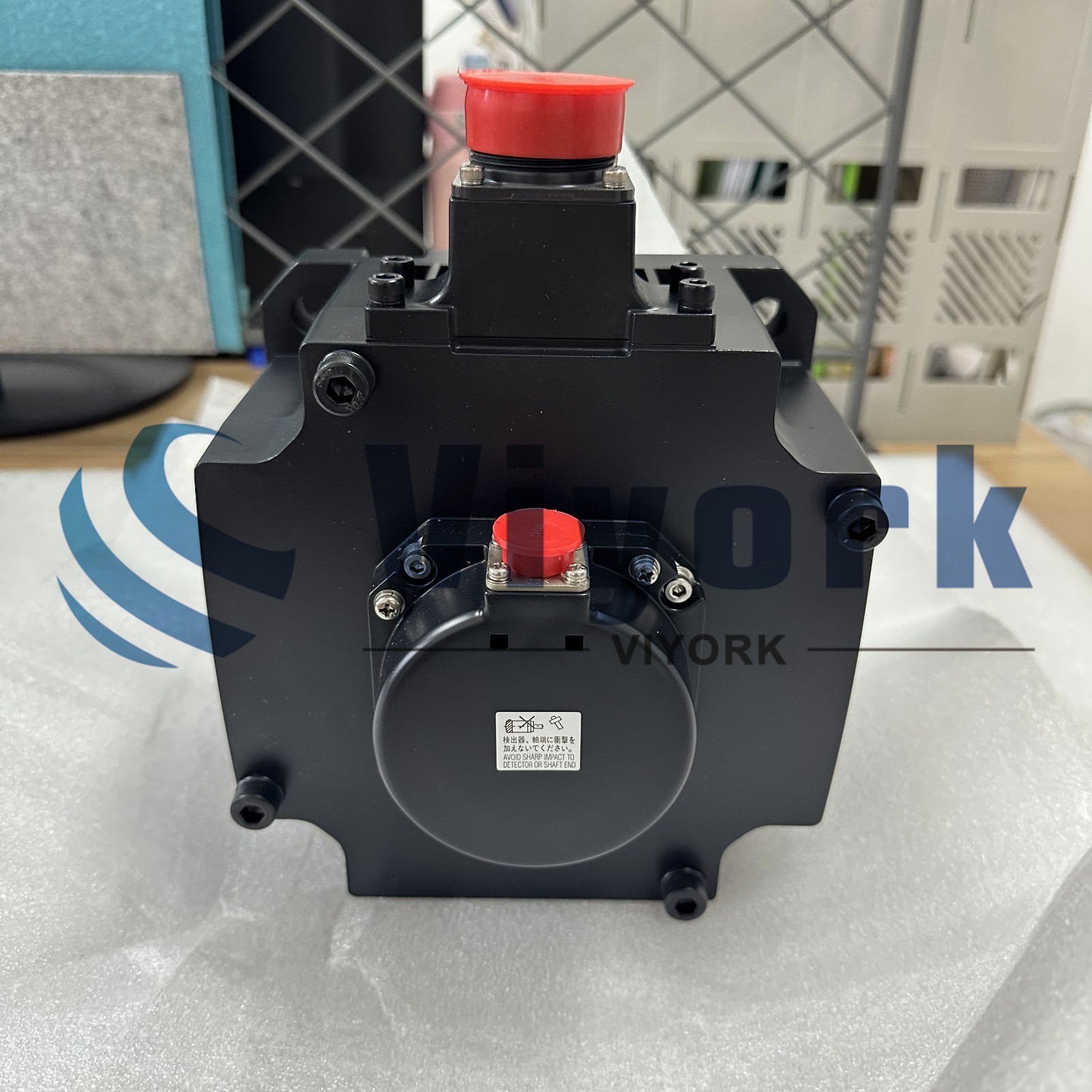 Mitsubishi HF-SP202 AC SERVO MOTOR NEW