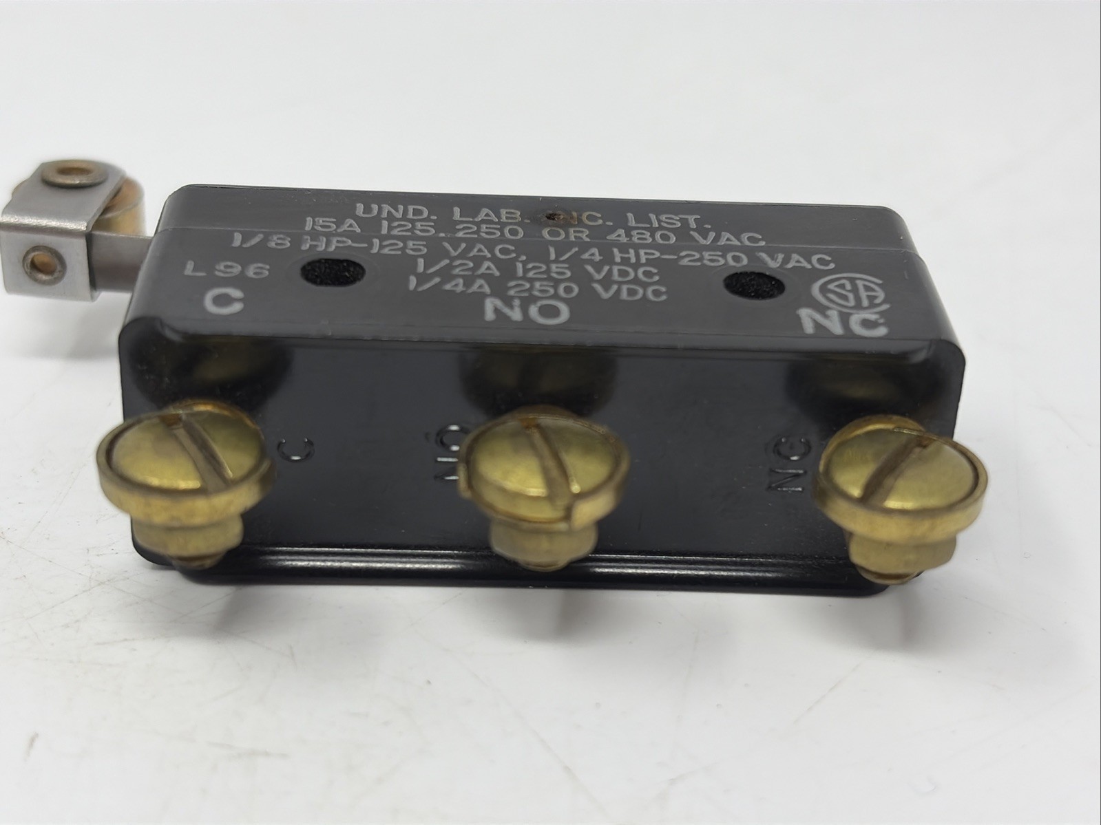 BZ-2RL2-P4 Honeywell Micro Roller Switch New Old Stock QTY 1