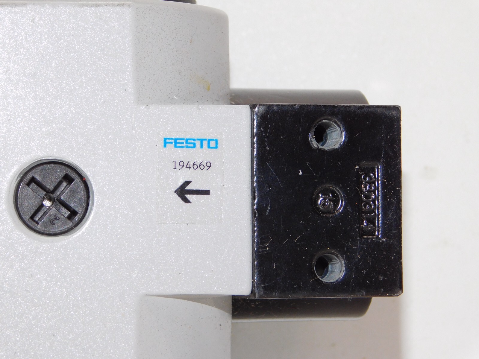 New Festo LRS-D-7-MAXI 194669 K443 Pressure Regulator Module Unit without Key